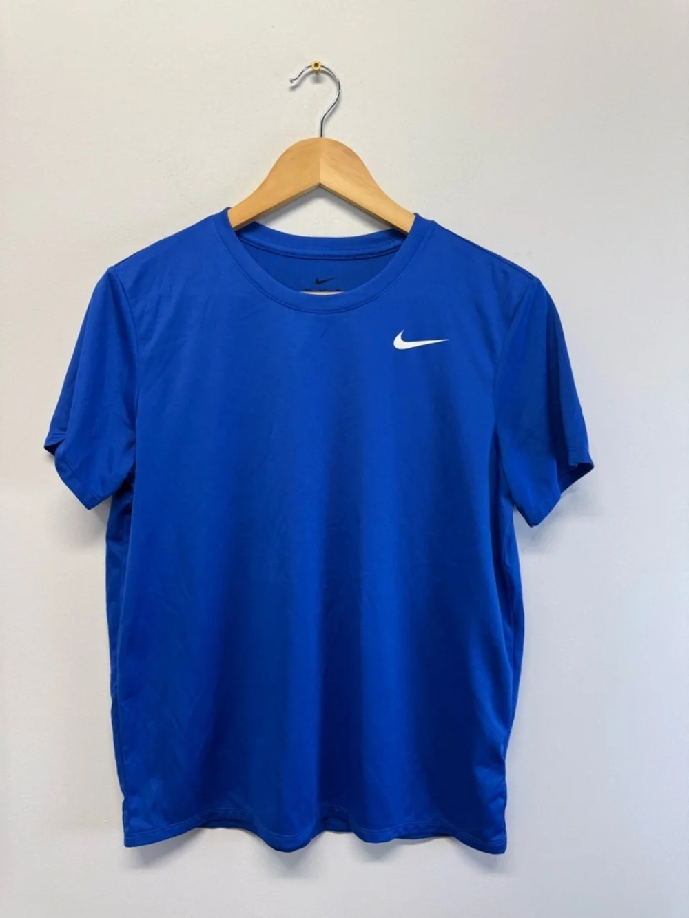 Nike Short-Sleeve Crew Tee in Royal Blue Women’s Medium